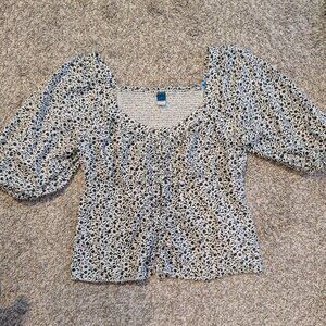 Old Navy Women's Black And White Floral Blouse Size S Cottage